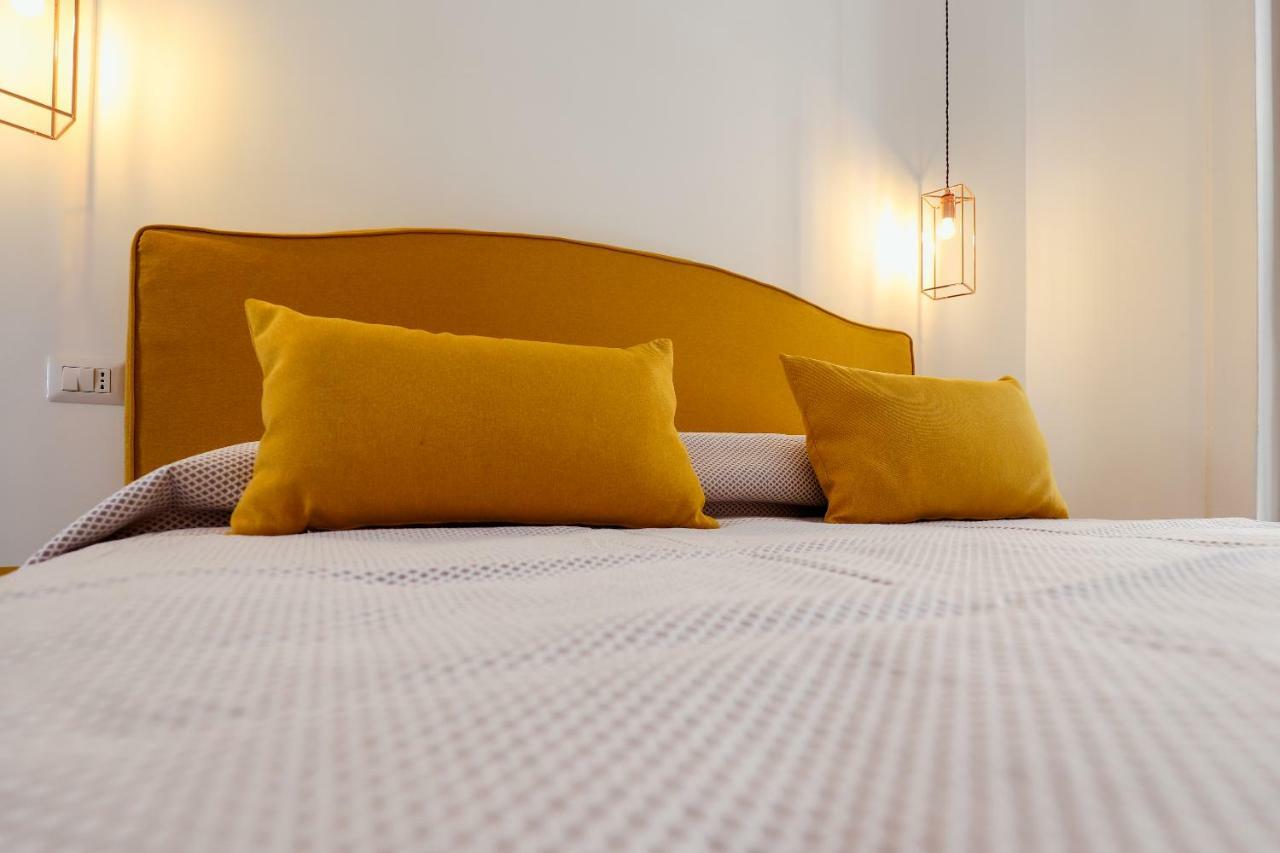 A I R Sant'Anna Bed & Breakfast Naples Exterior photo